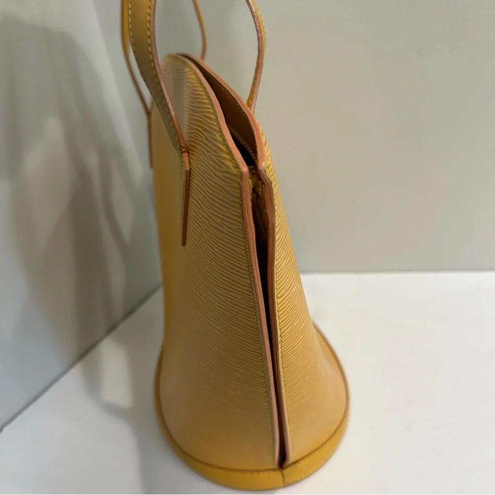 100% AUTHENTIC LOUIS VUITTON Saint Jacques GM - Picture 5 of 15